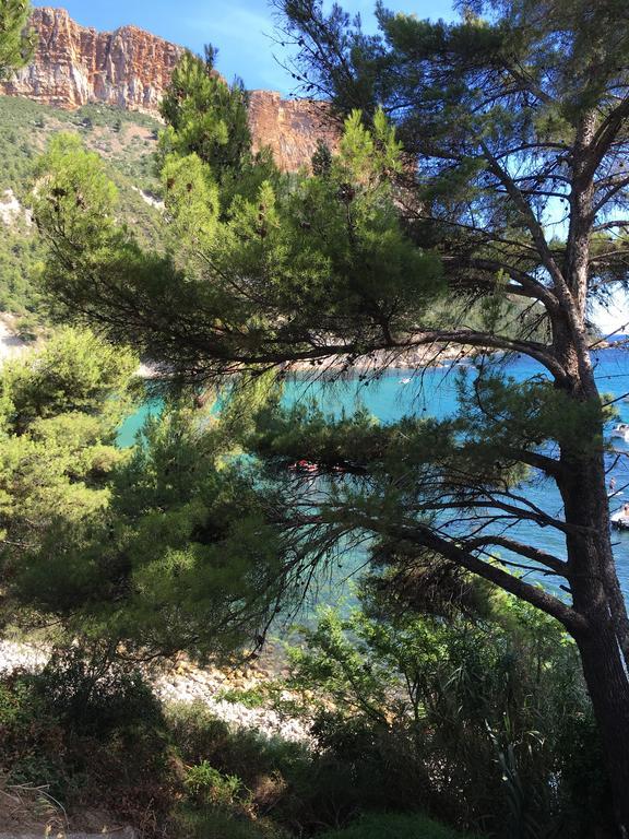Appartement Cassis Plage Exterior photo
